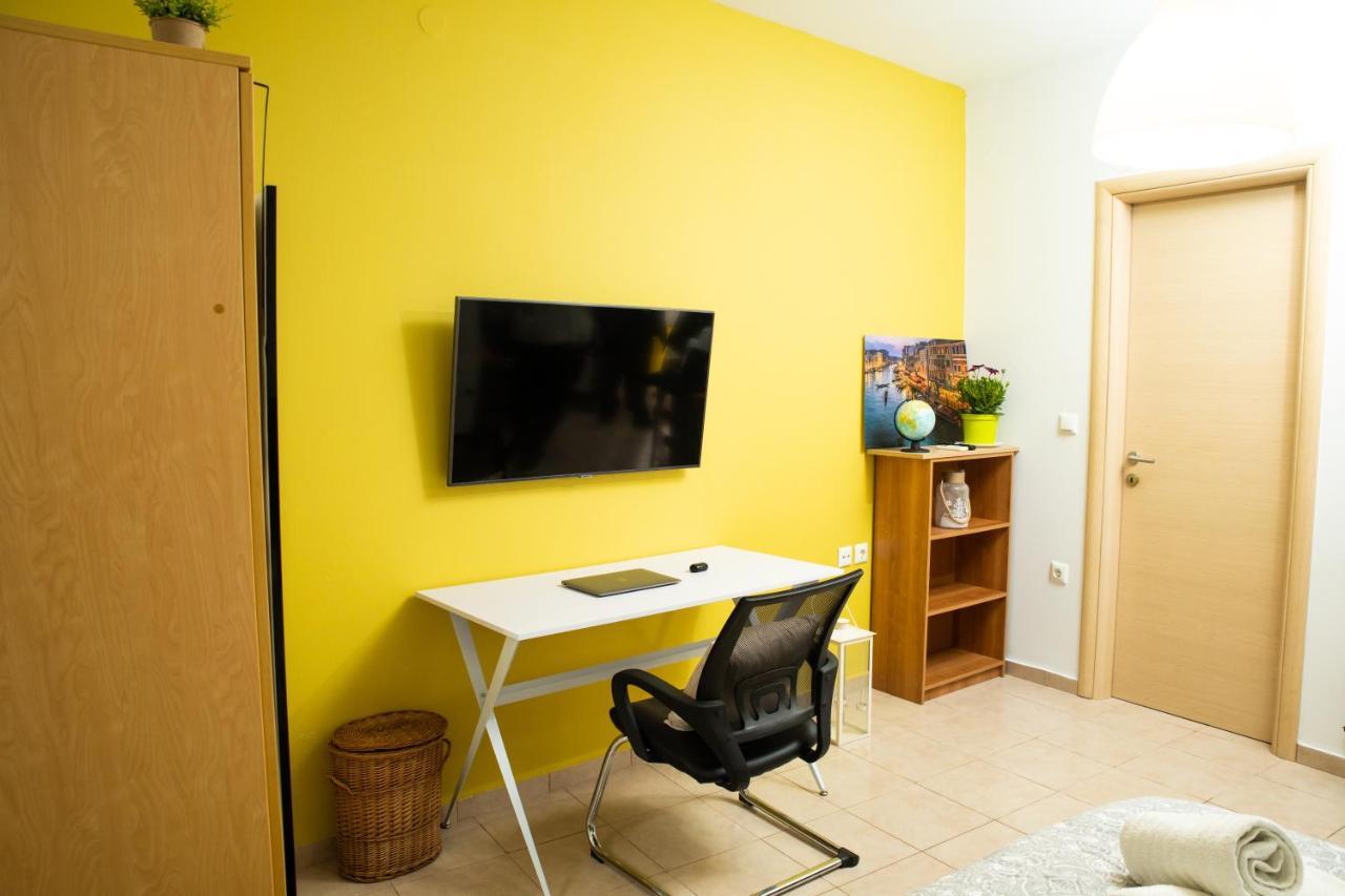 Warm Studio Apartment In Heraklion Eksteriør bilde