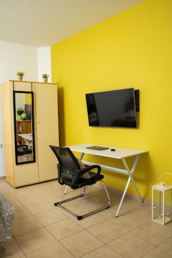 Warm Studio Apartment In Heraklion Eksteriør bilde